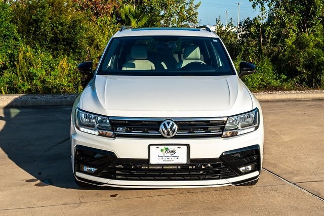 2021 Volkswagen Tiguan SE R-Line Black photo 2