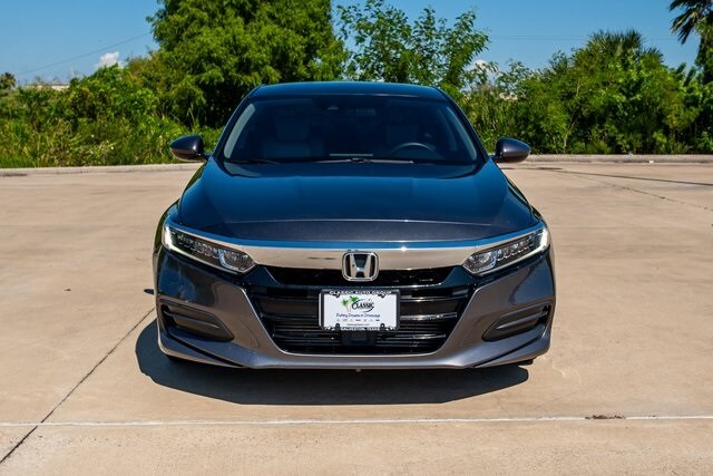 2019 Honda Accord LX 1.5T photo 2