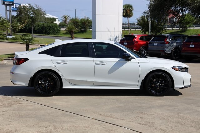 2026 Honda Civic Sport photo 3