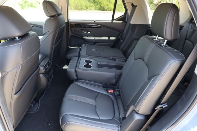 2026 Honda Pilot EX-L - Photo 13