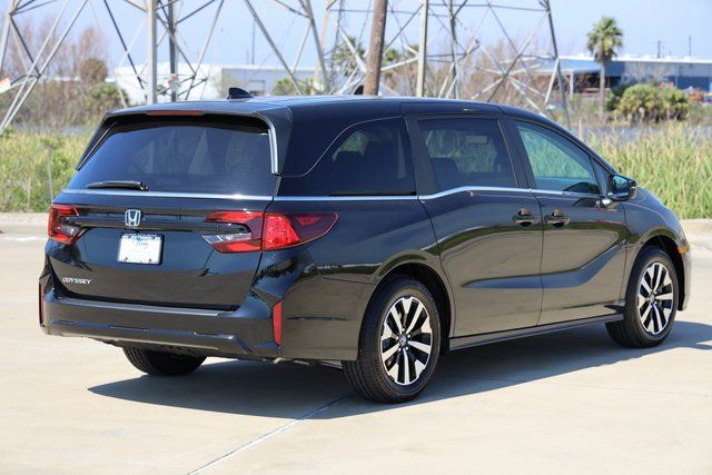 2026 Honda Odyssey EX-L - Photo 8