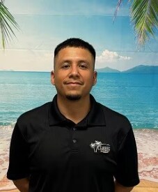 Staff member Jose Mendez from ID_05a6114aac42