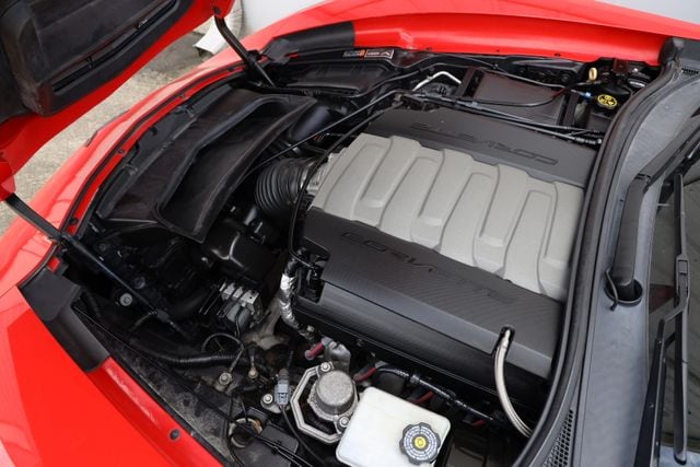 2017 Chevrolet Corvette 2LT - Photo 25