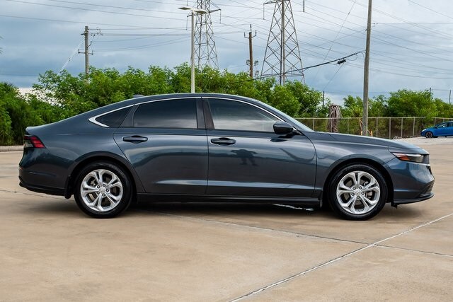 2024 Honda Accord LX photo 2