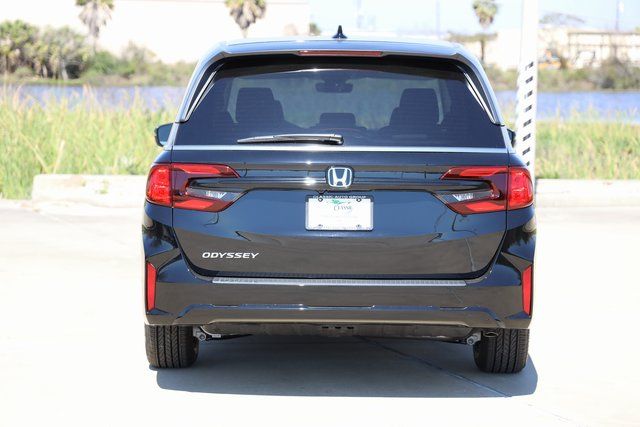 2026 Honda Odyssey EX-L - Photo 7