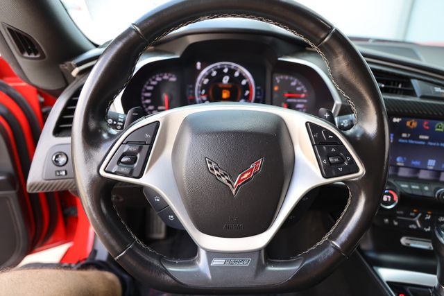 2017 Chevrolet Corvette 2LT - Photo 13