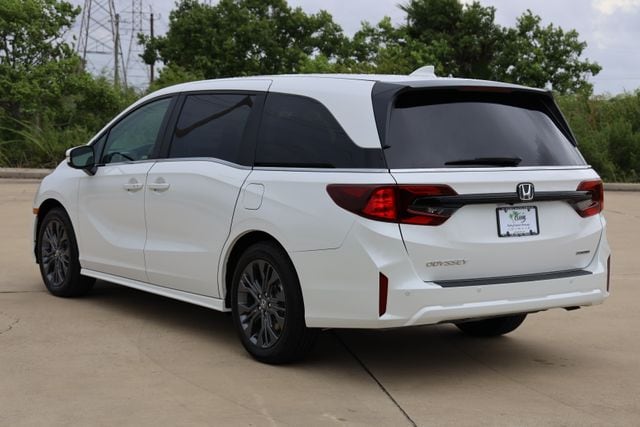 2026 Honda Odyssey Touring - Photo 6