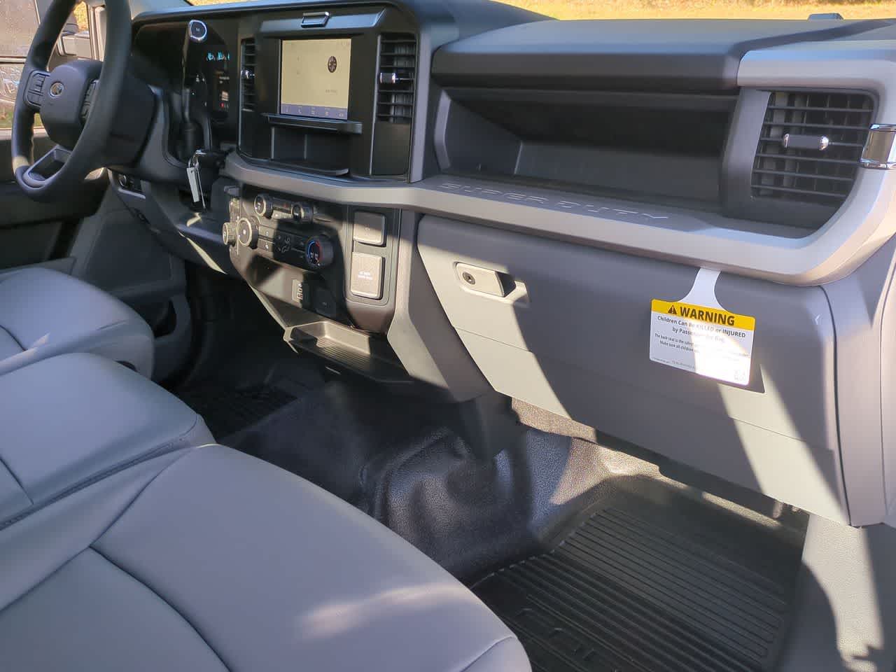 2026 Ford F-550 Super Duty Chassis Cab XL - Photo 24