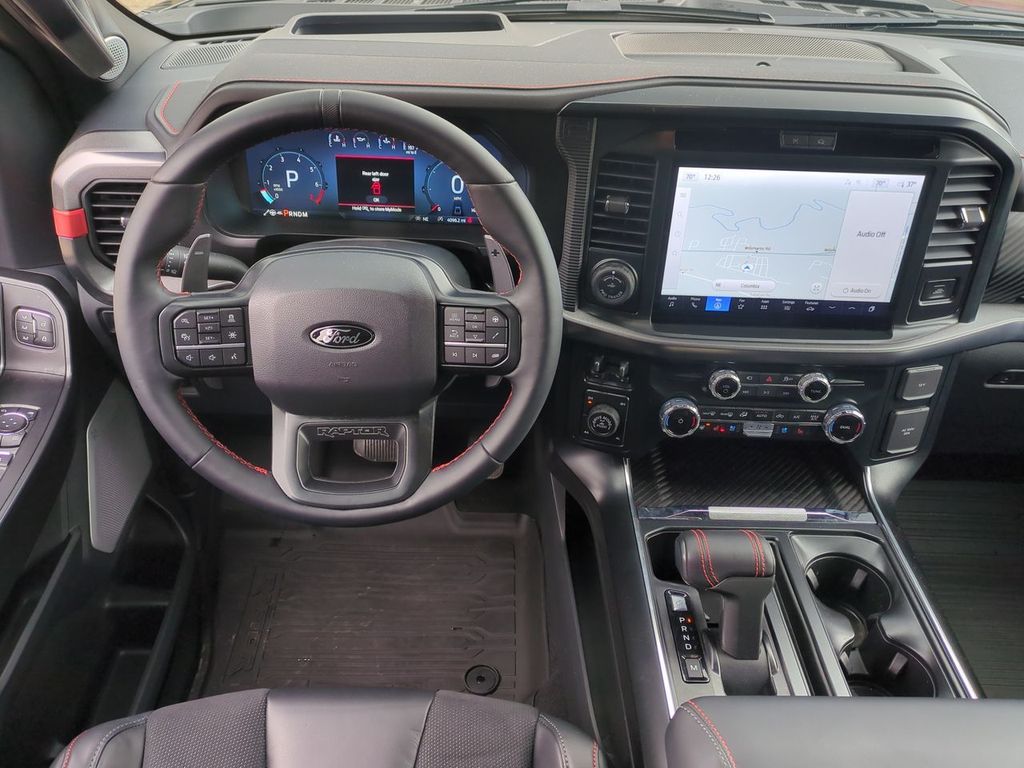 2025 Ford F-150 Raptor - Photo 24