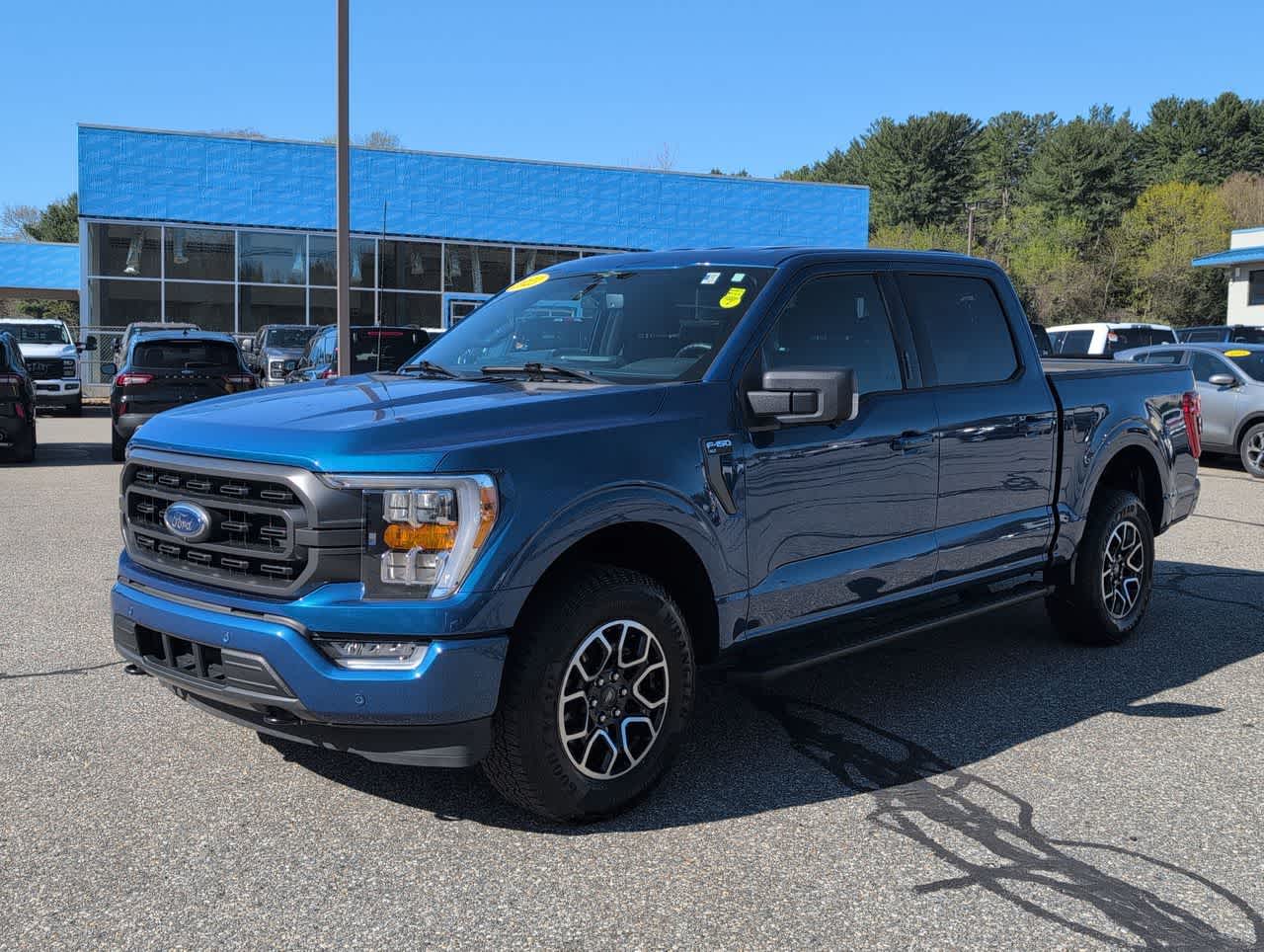 2023 Ford F-150 XLT 4WD Supercrew 5.5 Box photo 6