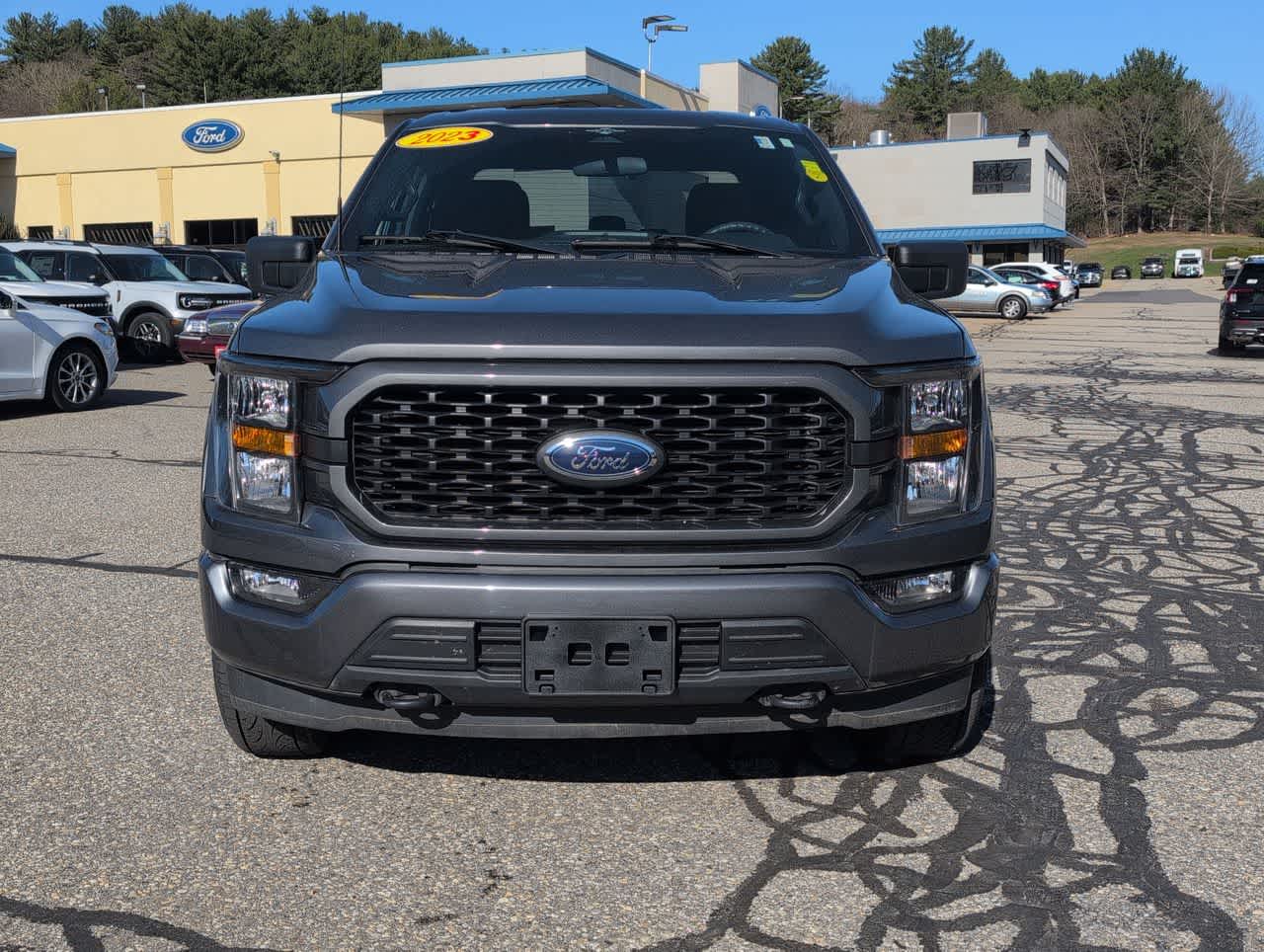 2023 Ford F-150 XL 4WD Supercrew 5.5 Box photo 3