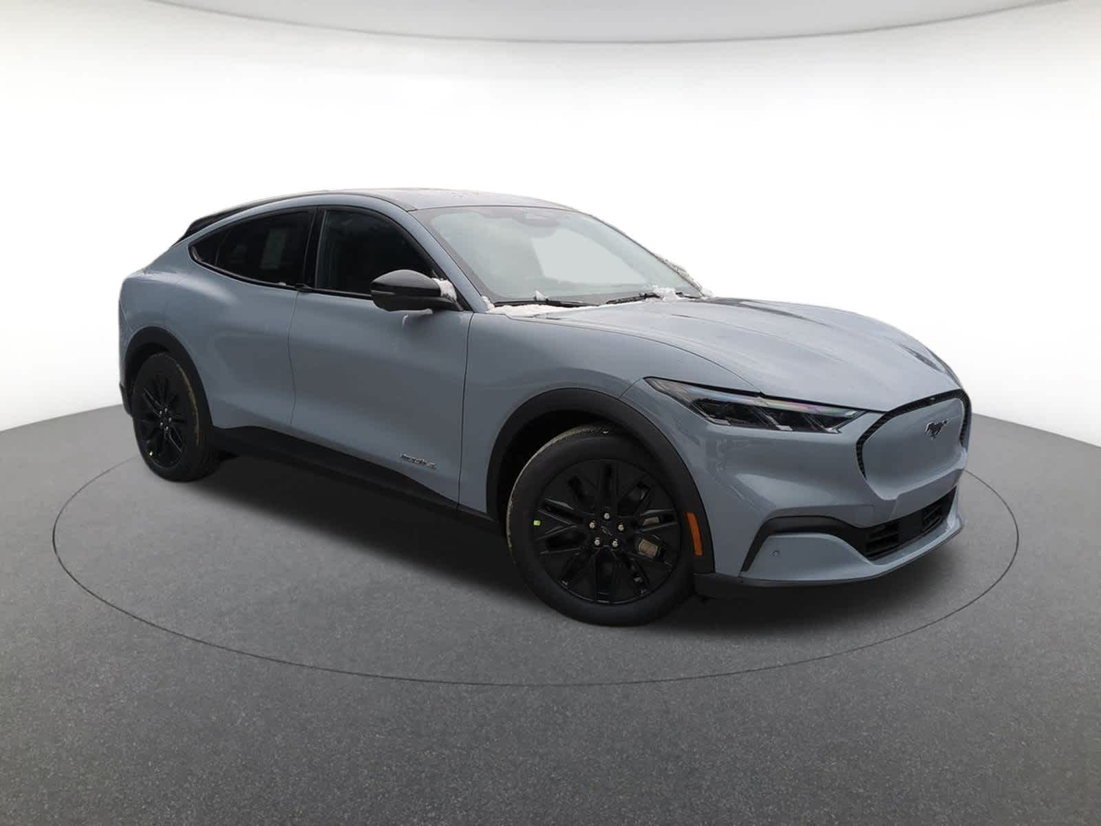 2025 Ford Mustang-Mach-e Select's photo