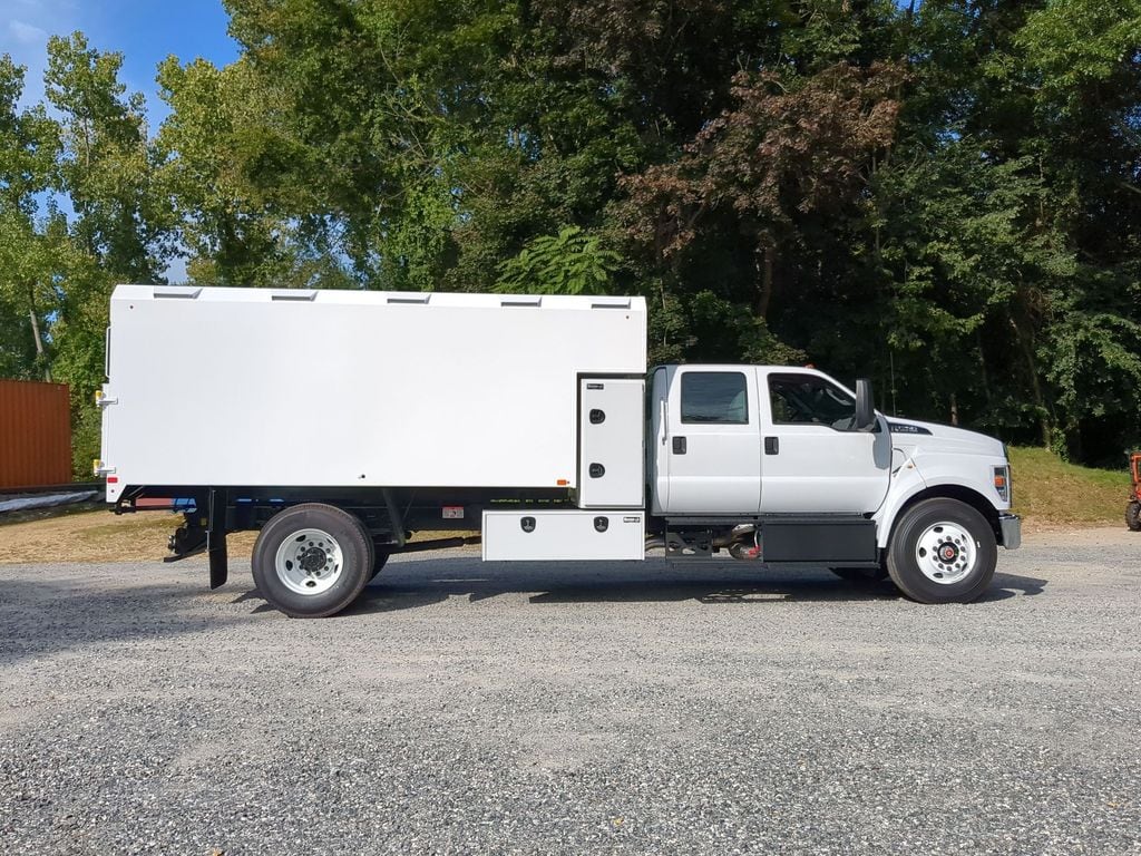 New 2027 Ford F-750SD Base Truck