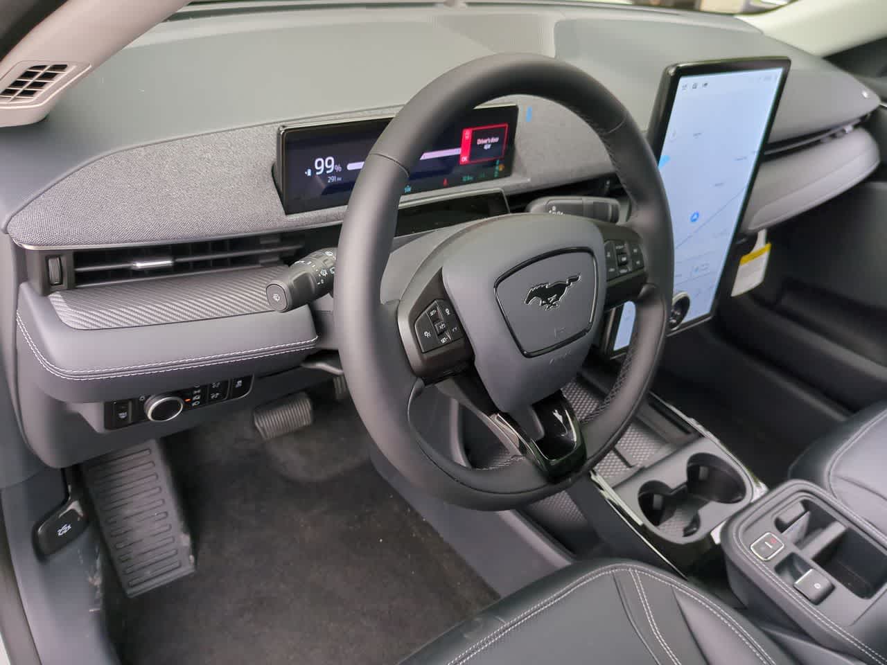 2025 Ford Mustang Mach-E Premium - Photo 9