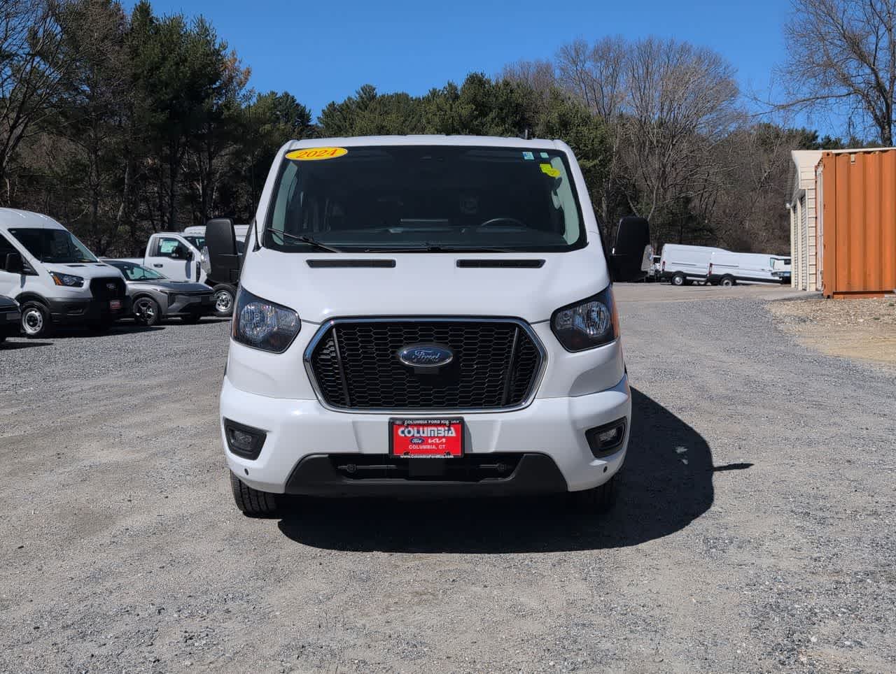 2024 Ford Transit Passenger XLT photo 3