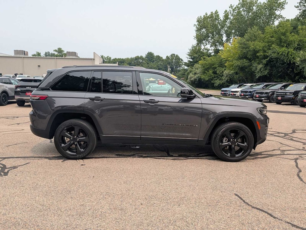Certified 2023 Jeep Grand Cherokee Altitude SUV