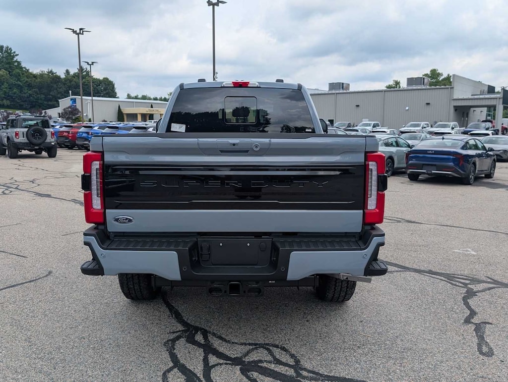 New 2026 Ford Super Duty F-350 SRW Platinum Truck