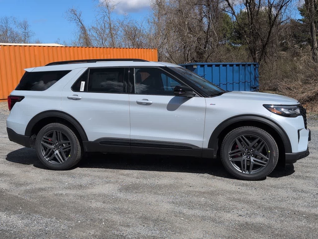 New 2026 Ford Explorer ST-Line 4WD
