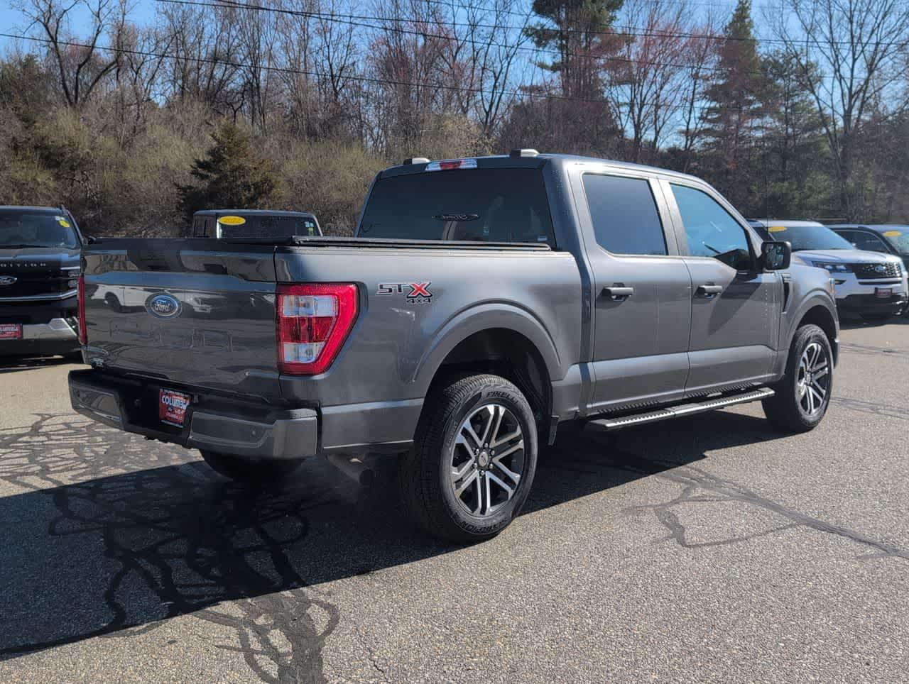 2023 Ford F-150 XL 4WD Supercrew 5.5 Box photo 2