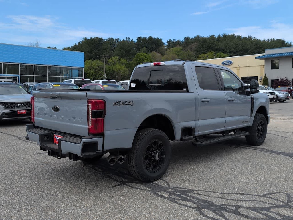 New 2026 Ford Super Duty F-350 SRW Lariat Truck