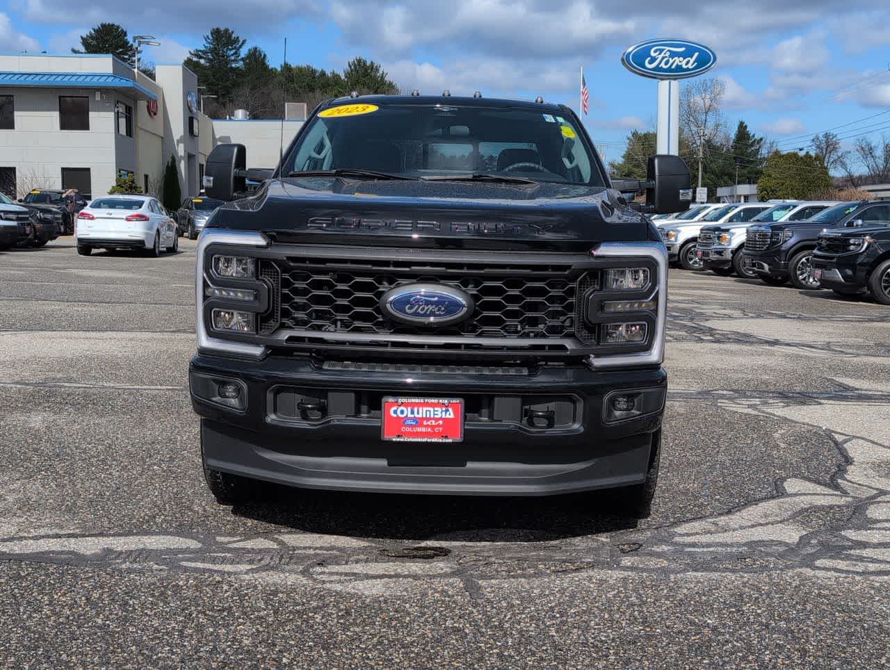 2023 Ford Super Duty F-250 Pickup XL 4WD Crew Cab 6.75 Box photo 3