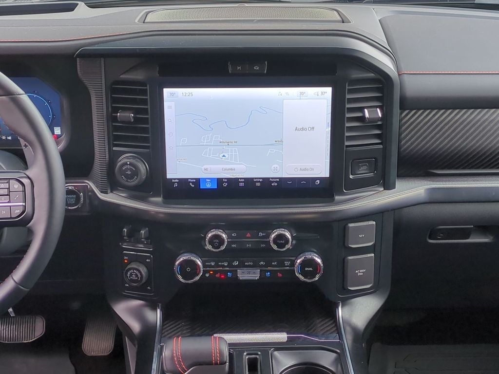 2025 Ford F-150 Raptor - Photo 16