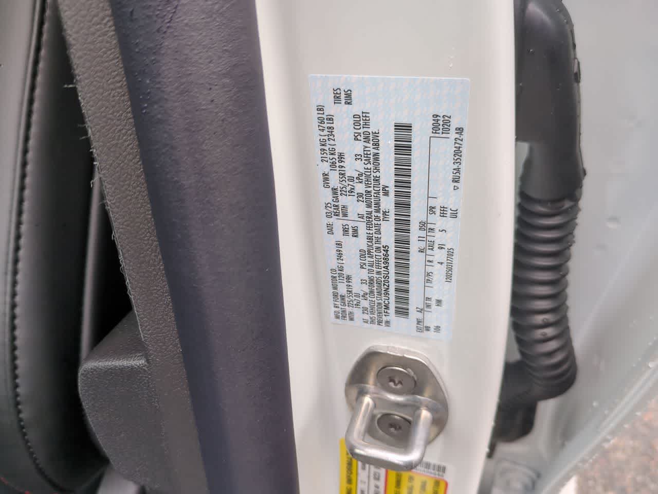 2025 Ford Escape Hybrid ST-Line Select - Photo 36
