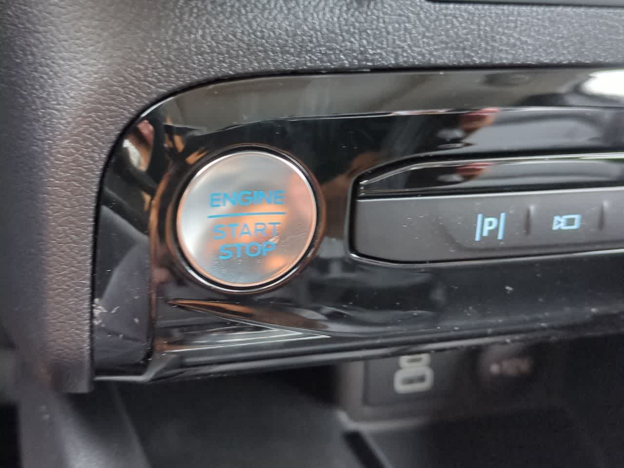 2025 Ford Escape Plug-in hybrid PHEV - Photo 13
