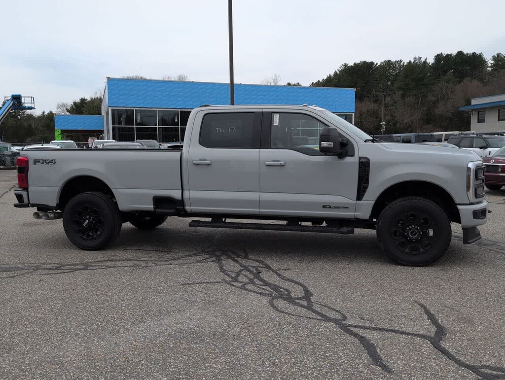 New 2026 Ford Super Duty F-350 SRW Lariat