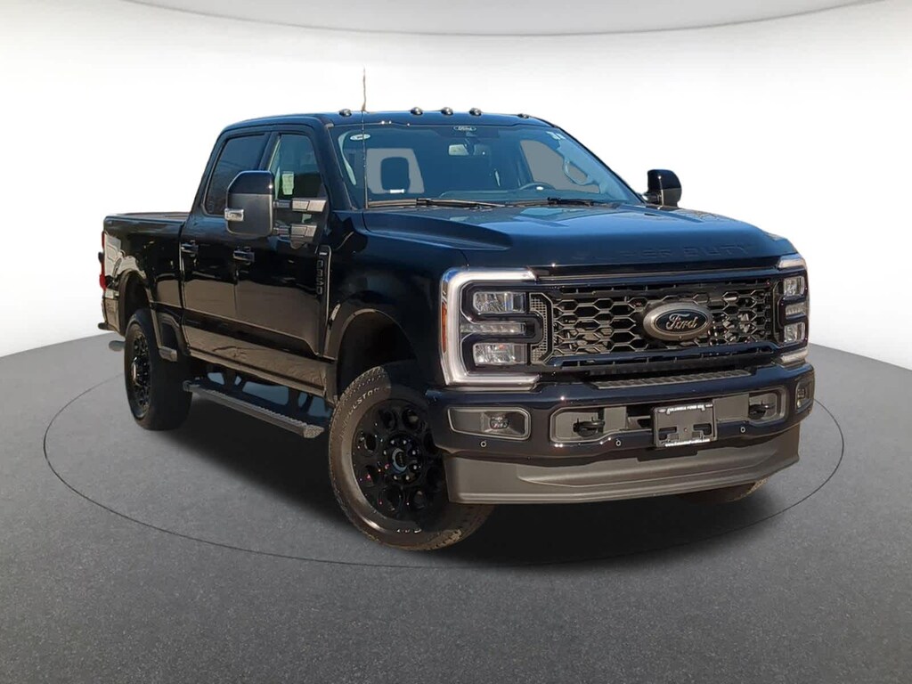 New 2026 Ford Super Duty F-350 SRW Lariat