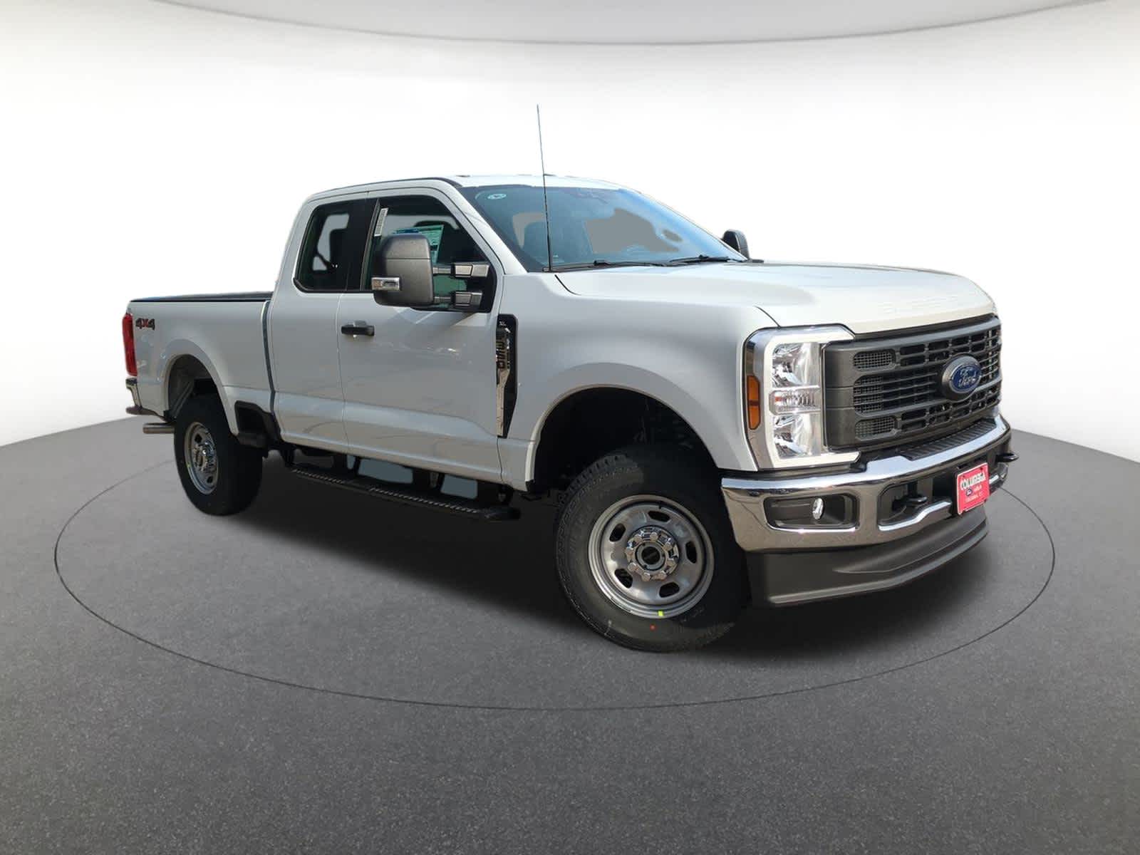 2026 Ford F-350 XL 4x4 SuperCab 8' Box SRW's photo