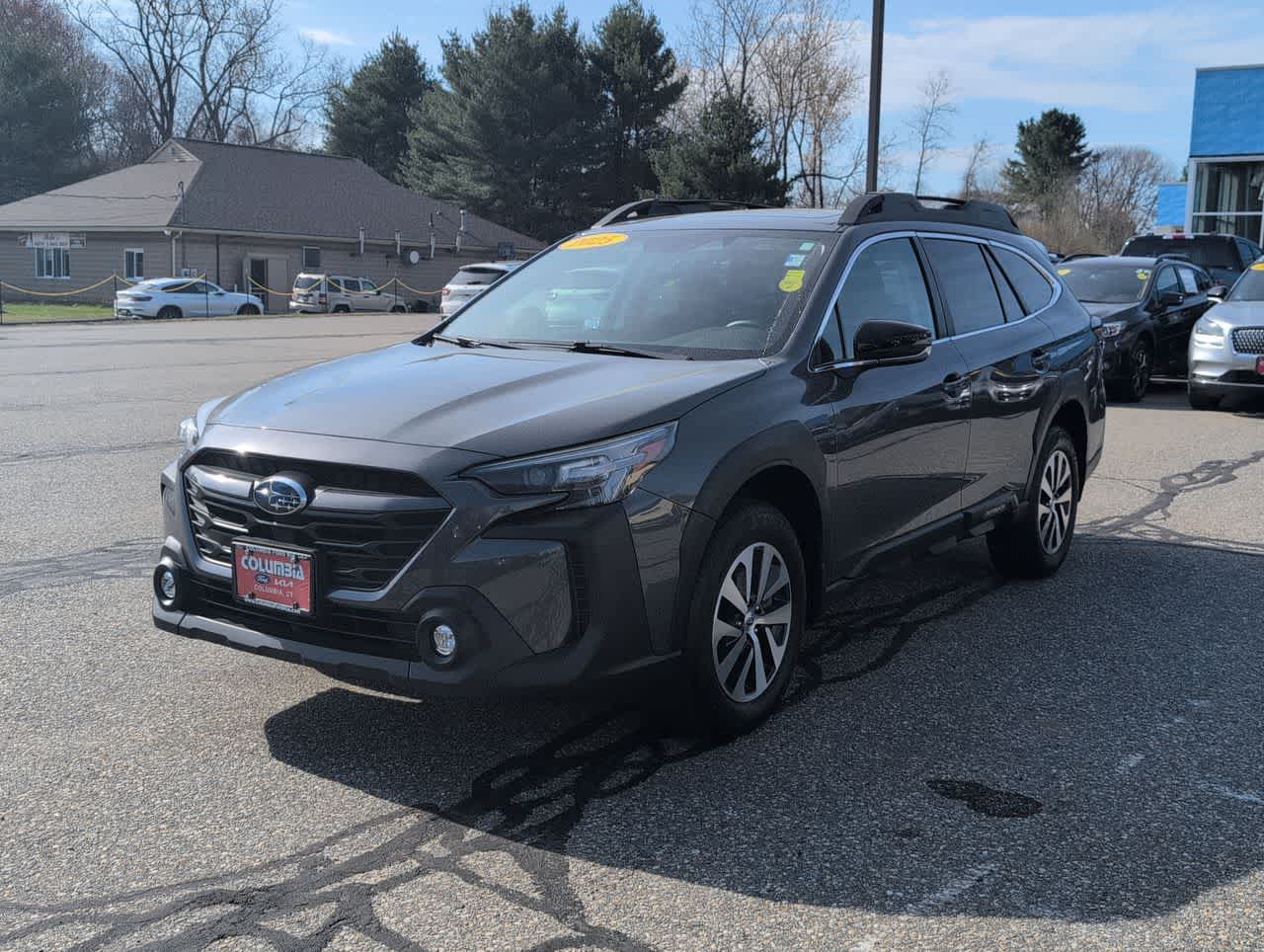 2025 Subaru Outback Premium photo 6