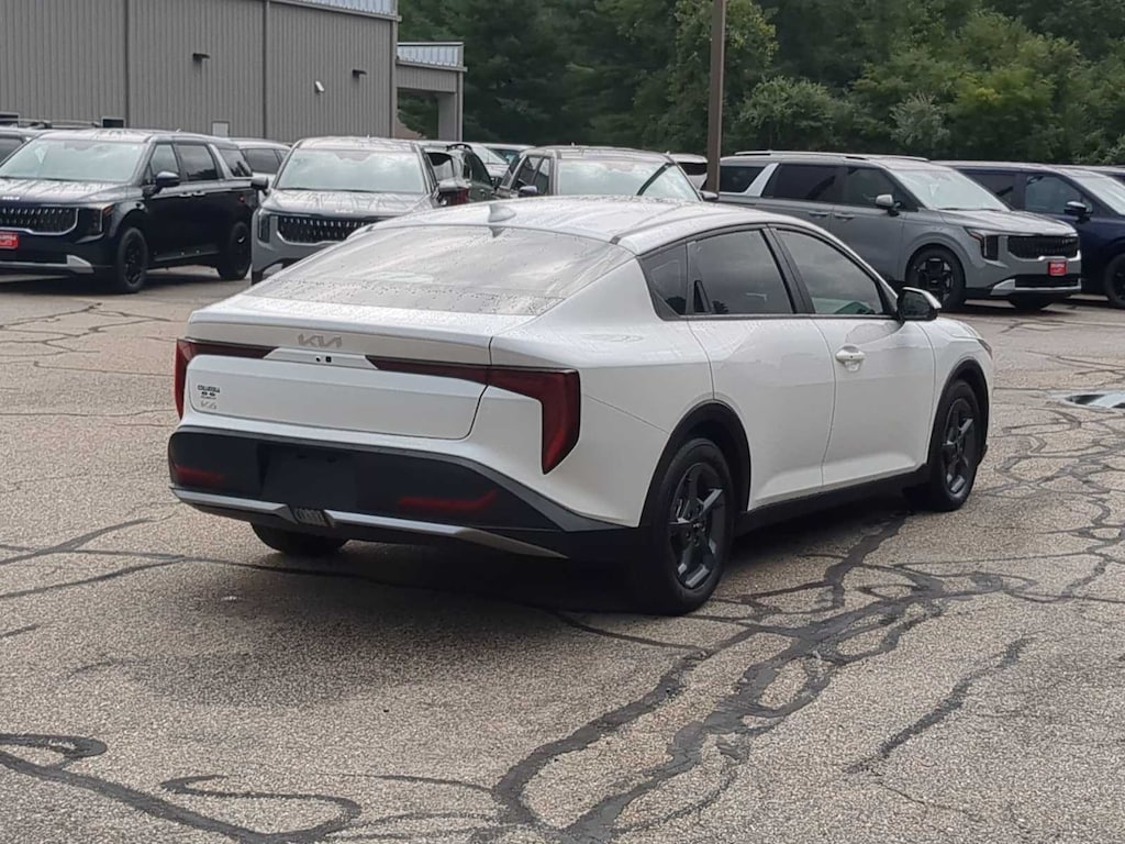 Certified 2025 Kia K4 LXS Sedan