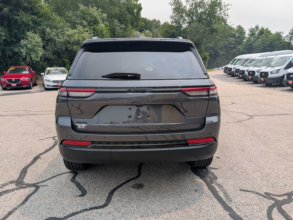 Certified 2023 Jeep Grand Cherokee Altitude SUV