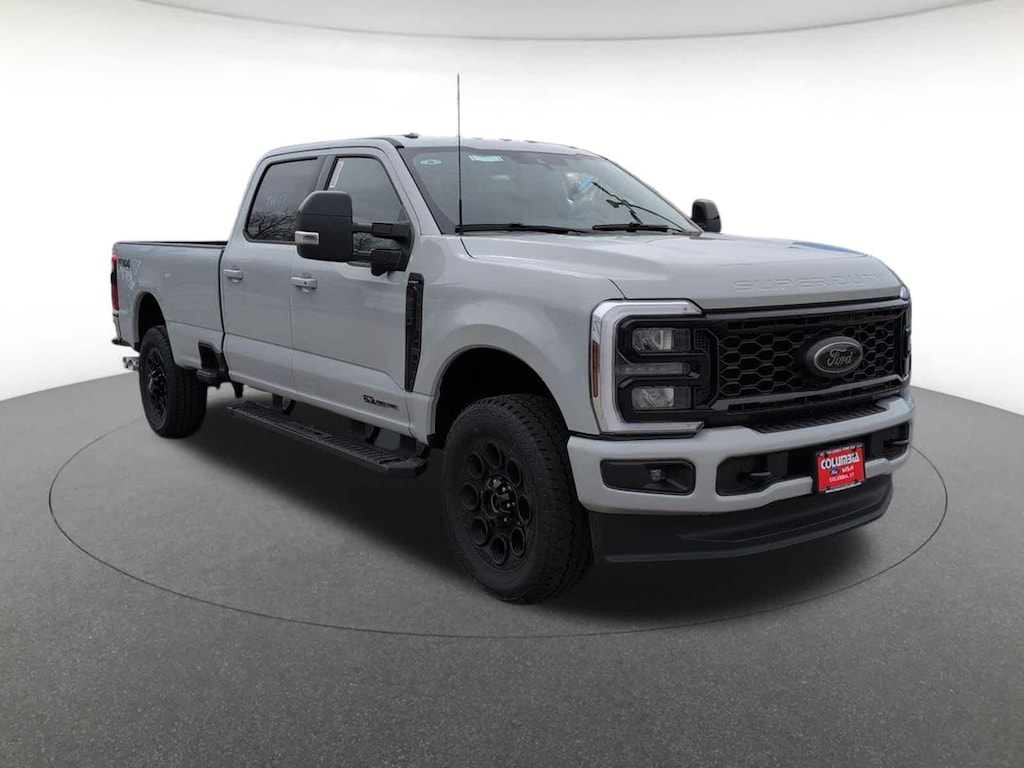 New 2026 Ford Super Duty F-350 SRW Lariat