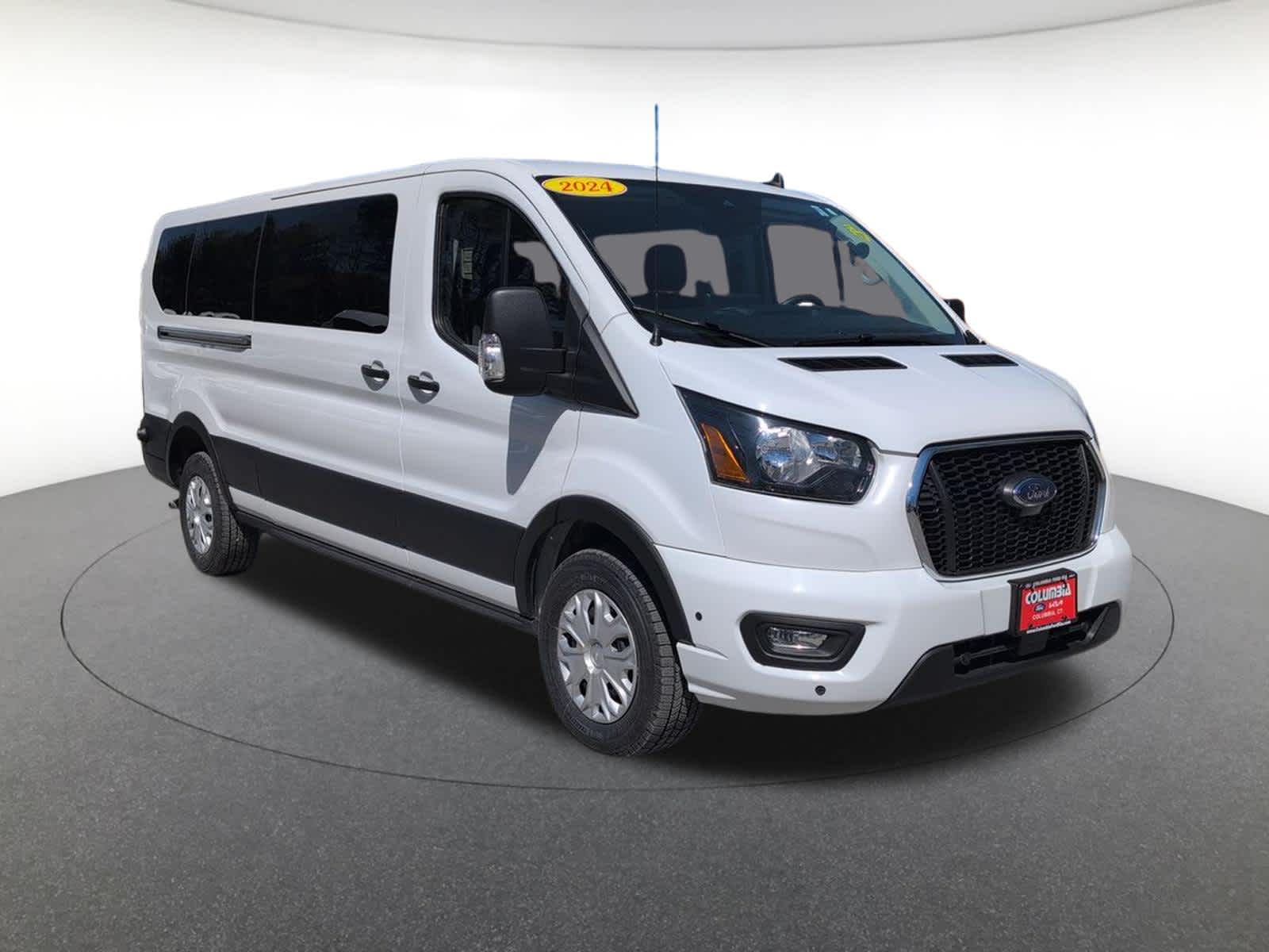 2024 Ford Transit Passenger XLT photo 1