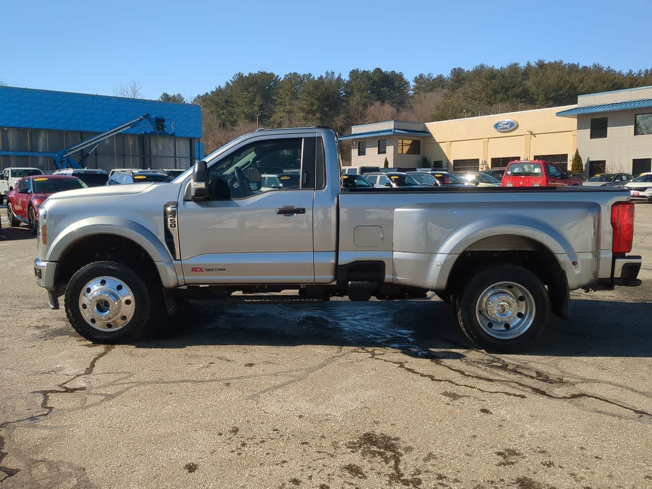 2024 Ford F-450 XLT photo 5