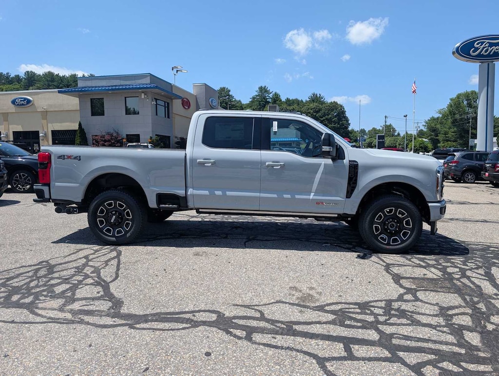 New 2026 Ford Super Duty F-250 SRW Platinum Truck