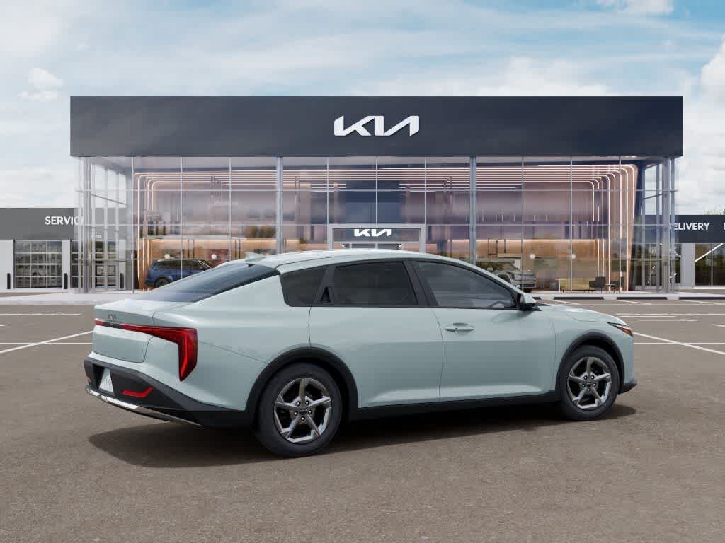 New 2026 Kia K4 LXS Sedan