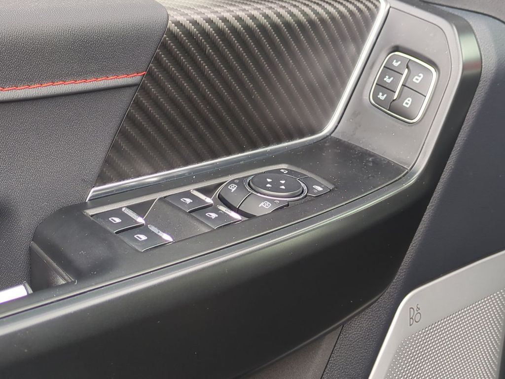 2025 Ford F-150 Raptor - Photo 21