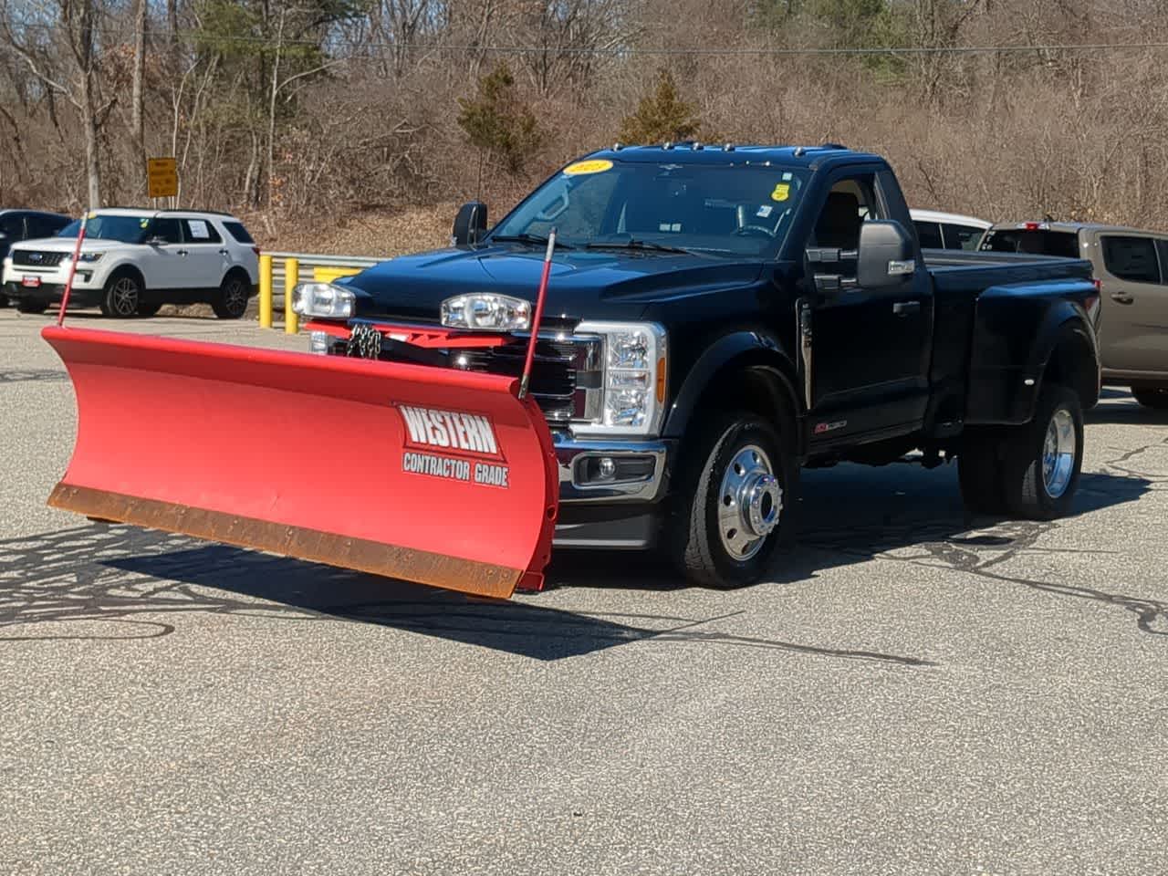 2023 Ford Super Duty F-450 DRW XLT 4WD Reg Cab 8 Box photo 6