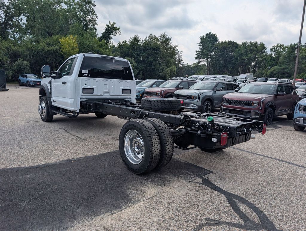New 2026 Ford F-550SD XLT Chassis