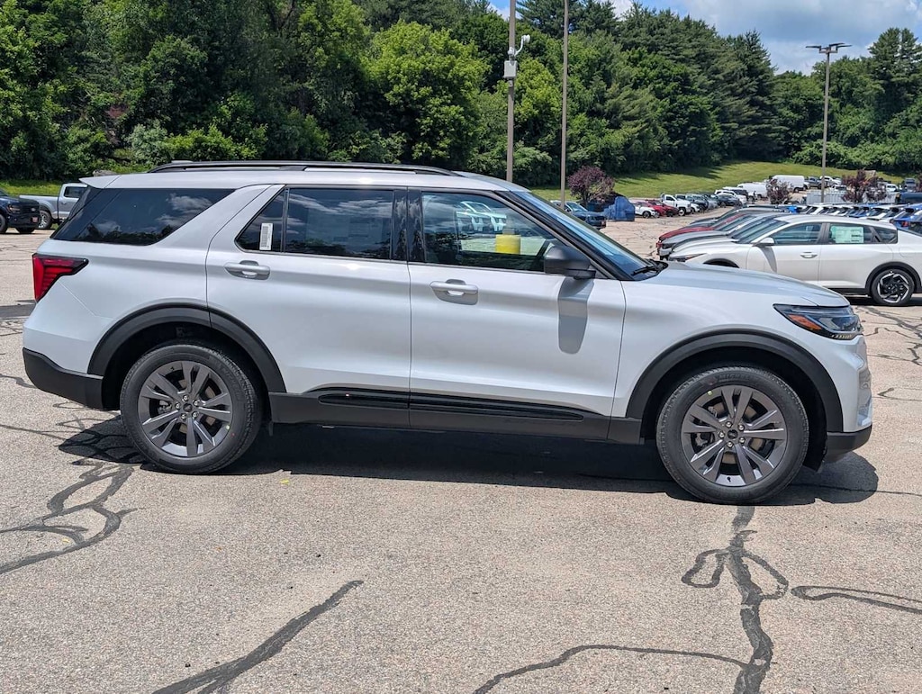 New 2026 Ford Explorer Active w/200A Pkg SUV