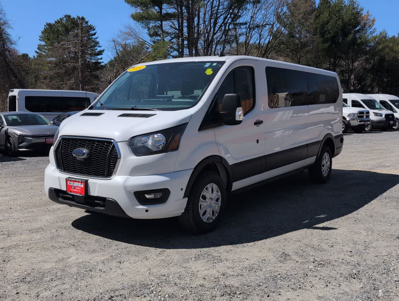 2024 Ford Transit Passenger XLT photo 6