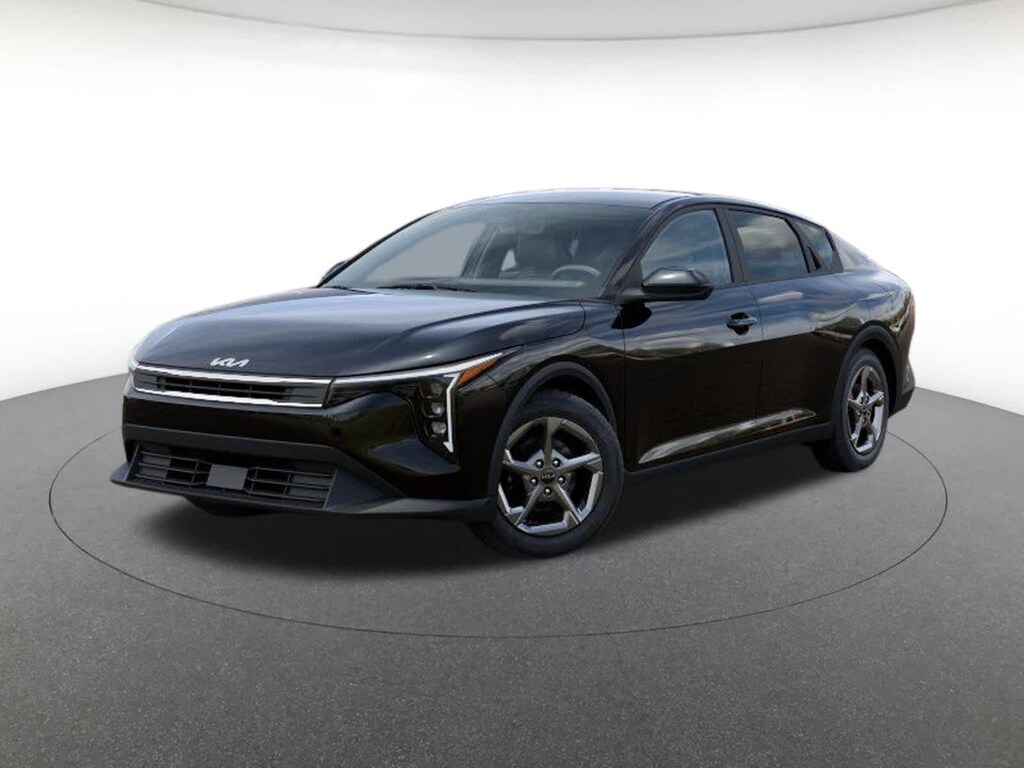New 2026 Kia K4 LXS Sedan