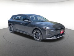 2026 Kia K4 Hatchback EX Sedan