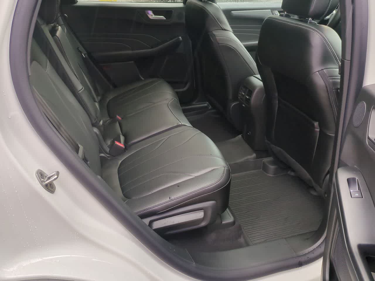 2025 Ford Escape Plug-in hybrid PHEV - Photo 29