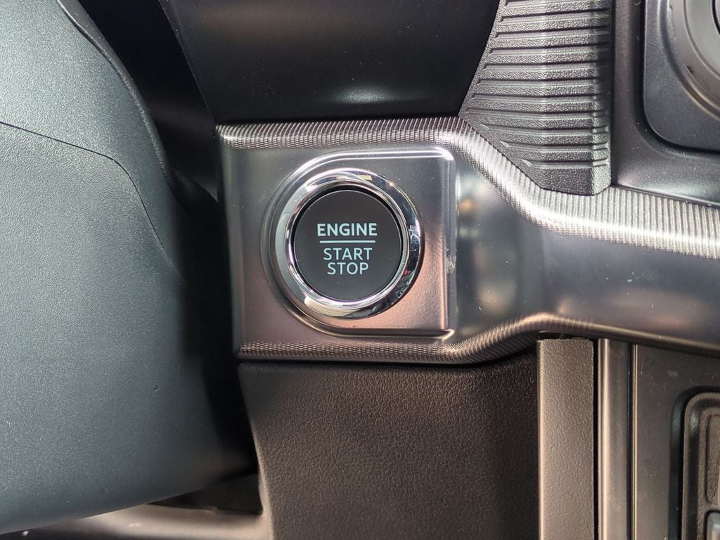 2025 Ford F-150 Raptor - Photo 13