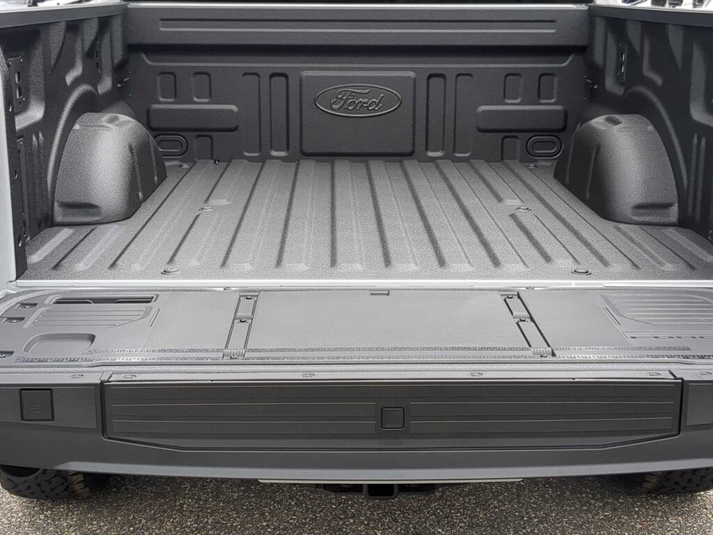 New 2026 Ford F-150 Raptor 4WD Supercrew 5.5 Box Truck