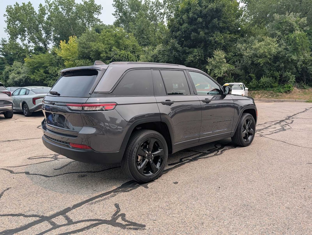 Certified 2023 Jeep Grand Cherokee Altitude SUV